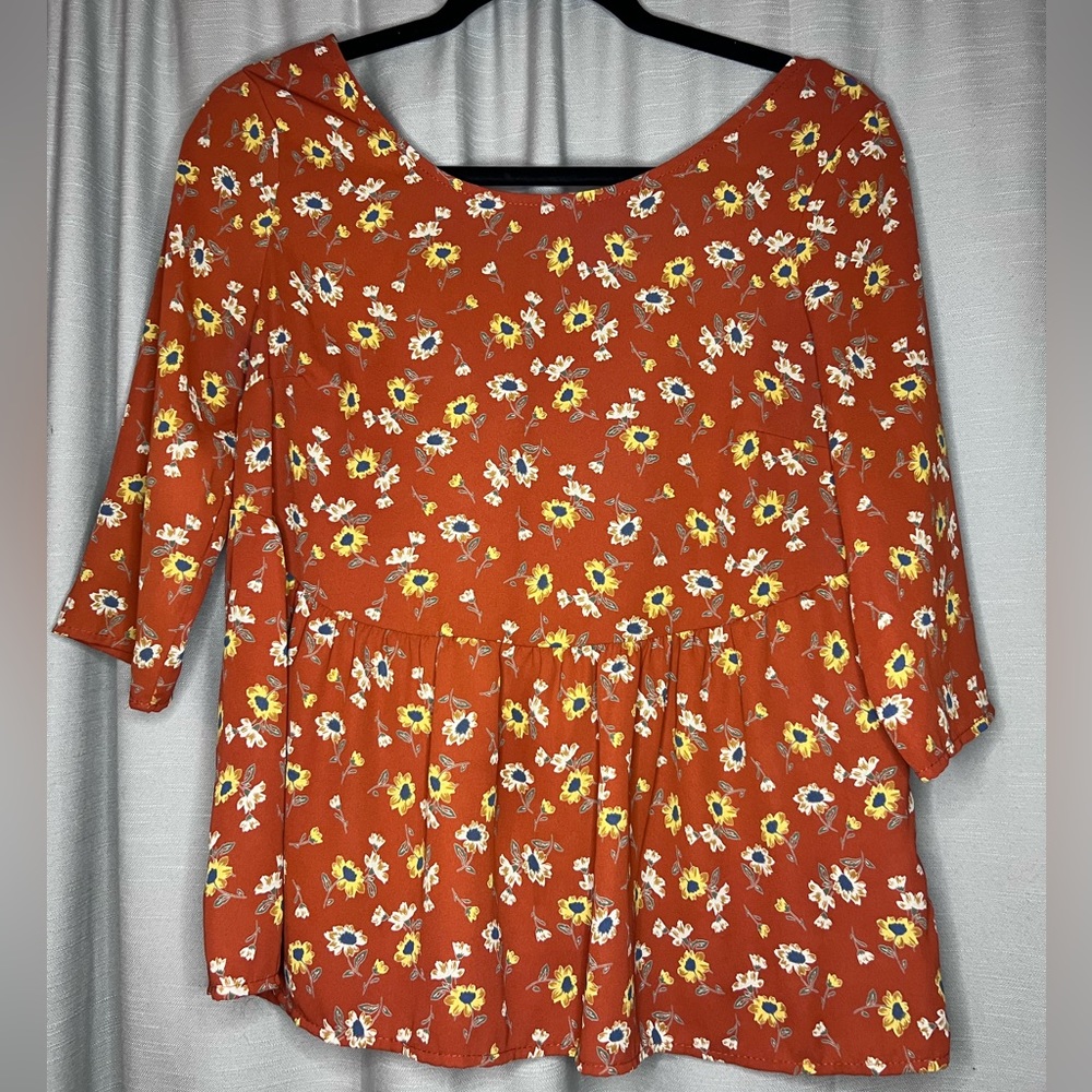 Les Amis Size S Orange Floral Babydoll Blouse